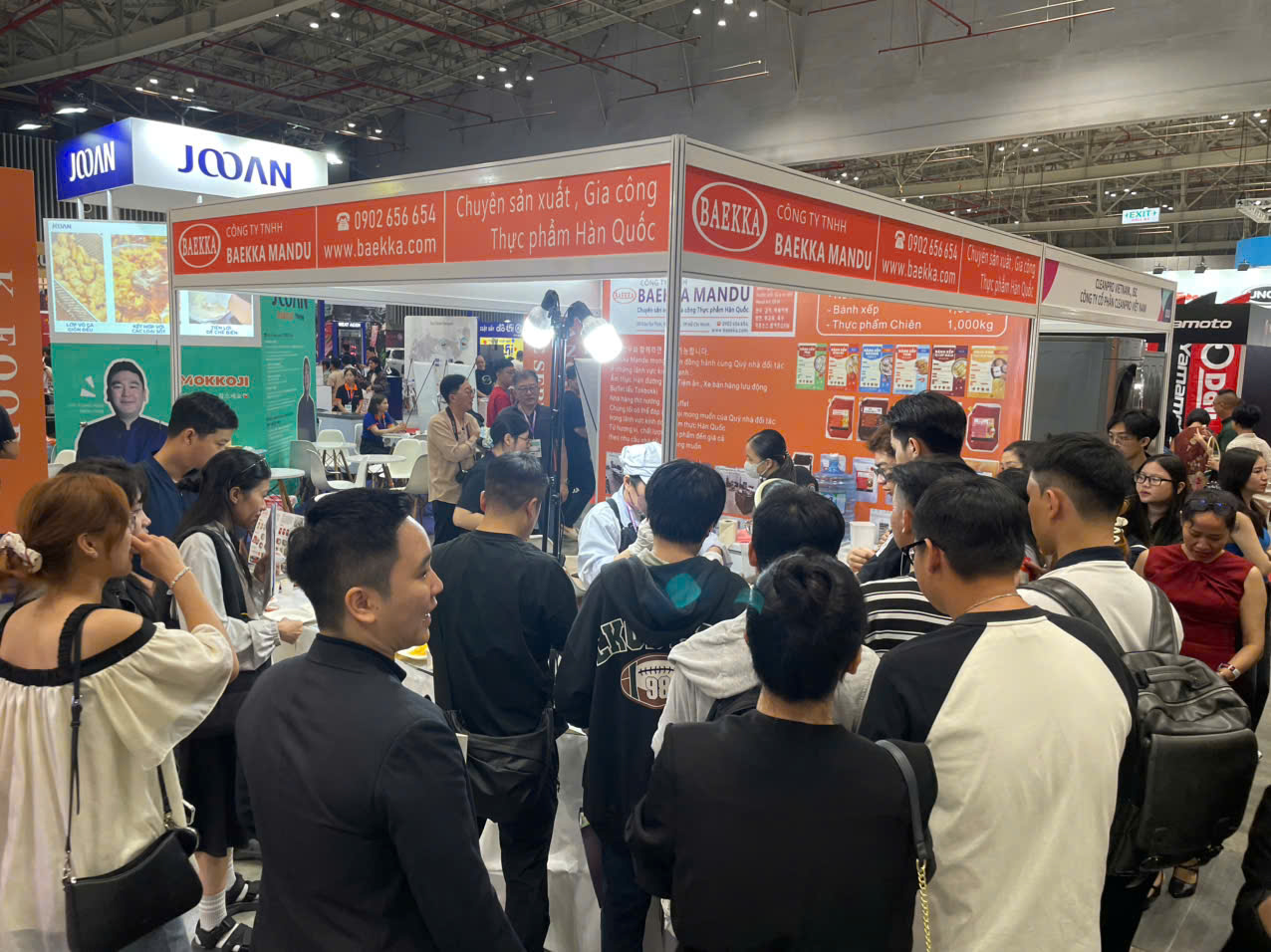 Đại Lý Với Baekka Mandu